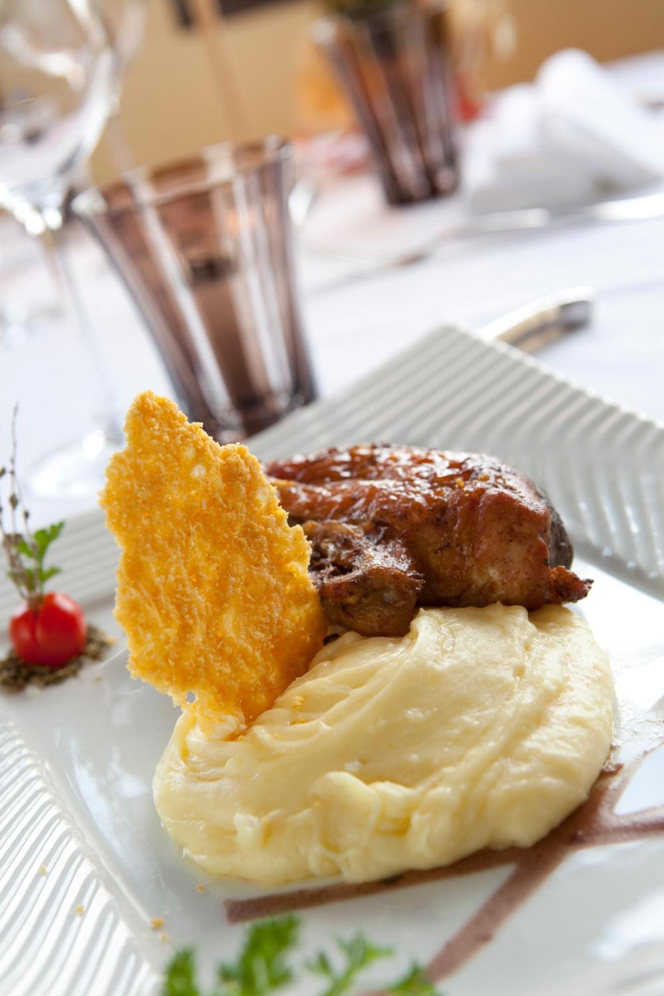 Best Western Le Relais De Laguiole Hotel & Spa Екстер'єр фото